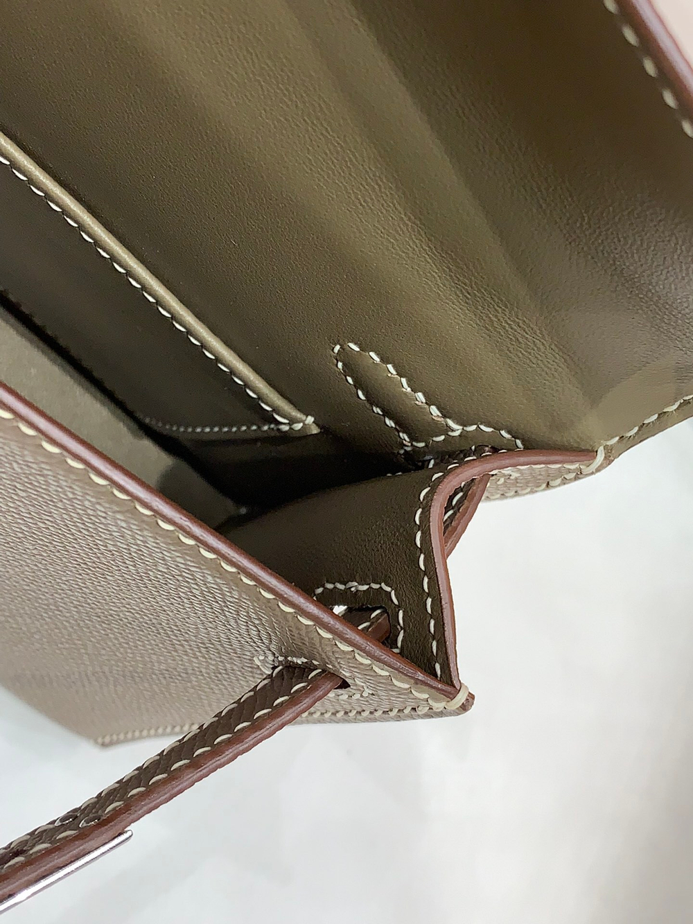 Hermes Kelly 19