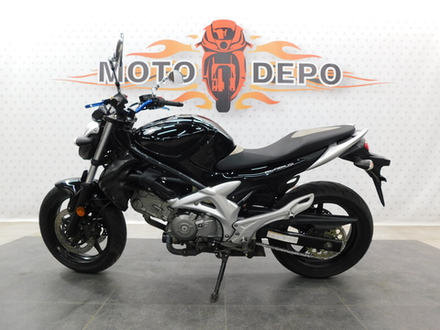 Suzuki Gladius SFV650A    2010