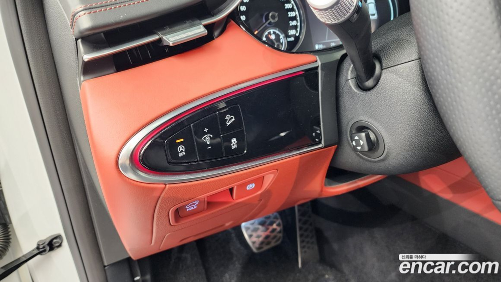 Genesis GV70 2.5T Бензин AWD (07.2021)
