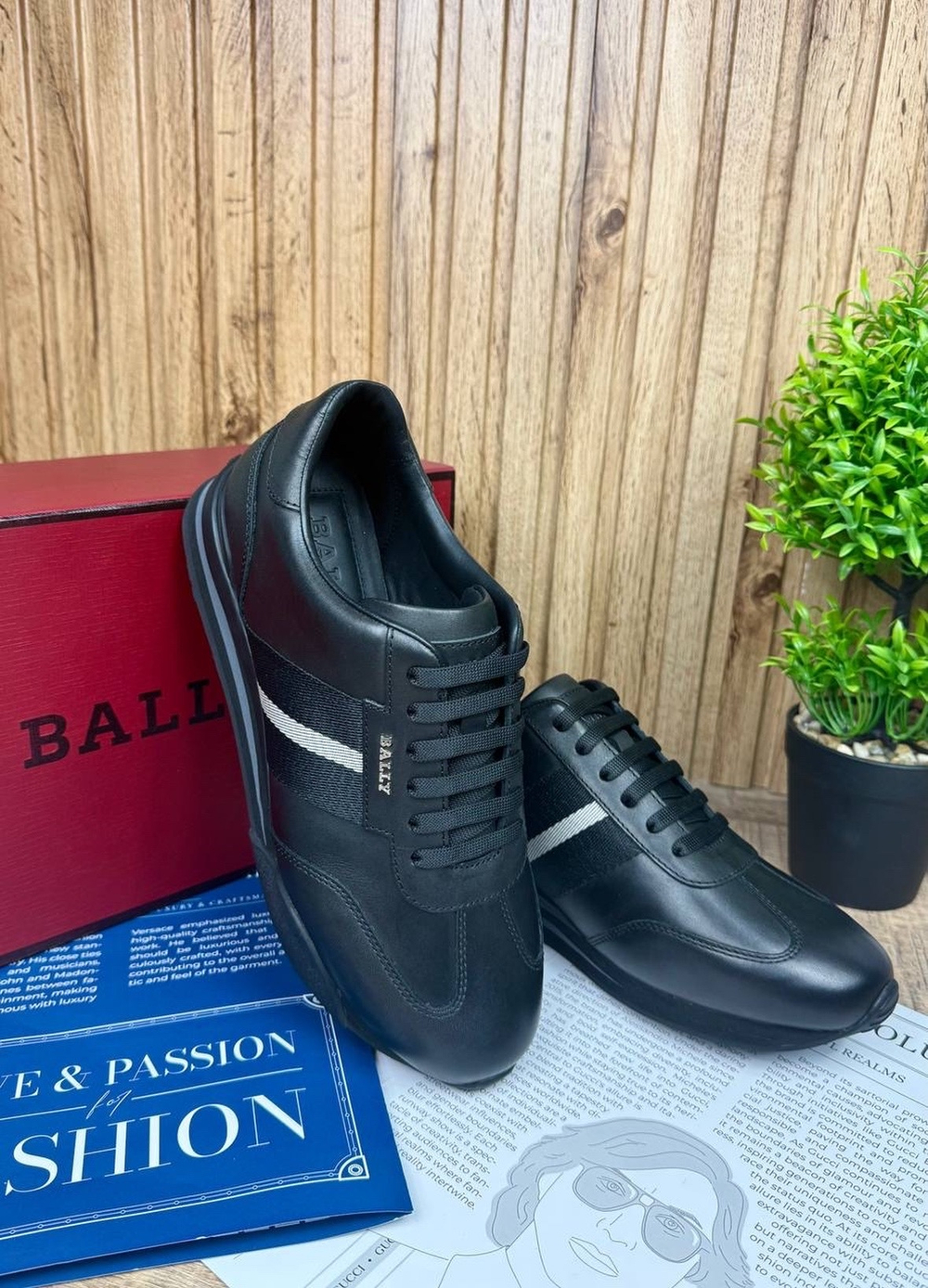 Кроссовки Bally