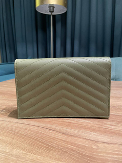 Сумка Saint Laurent Envelope mini