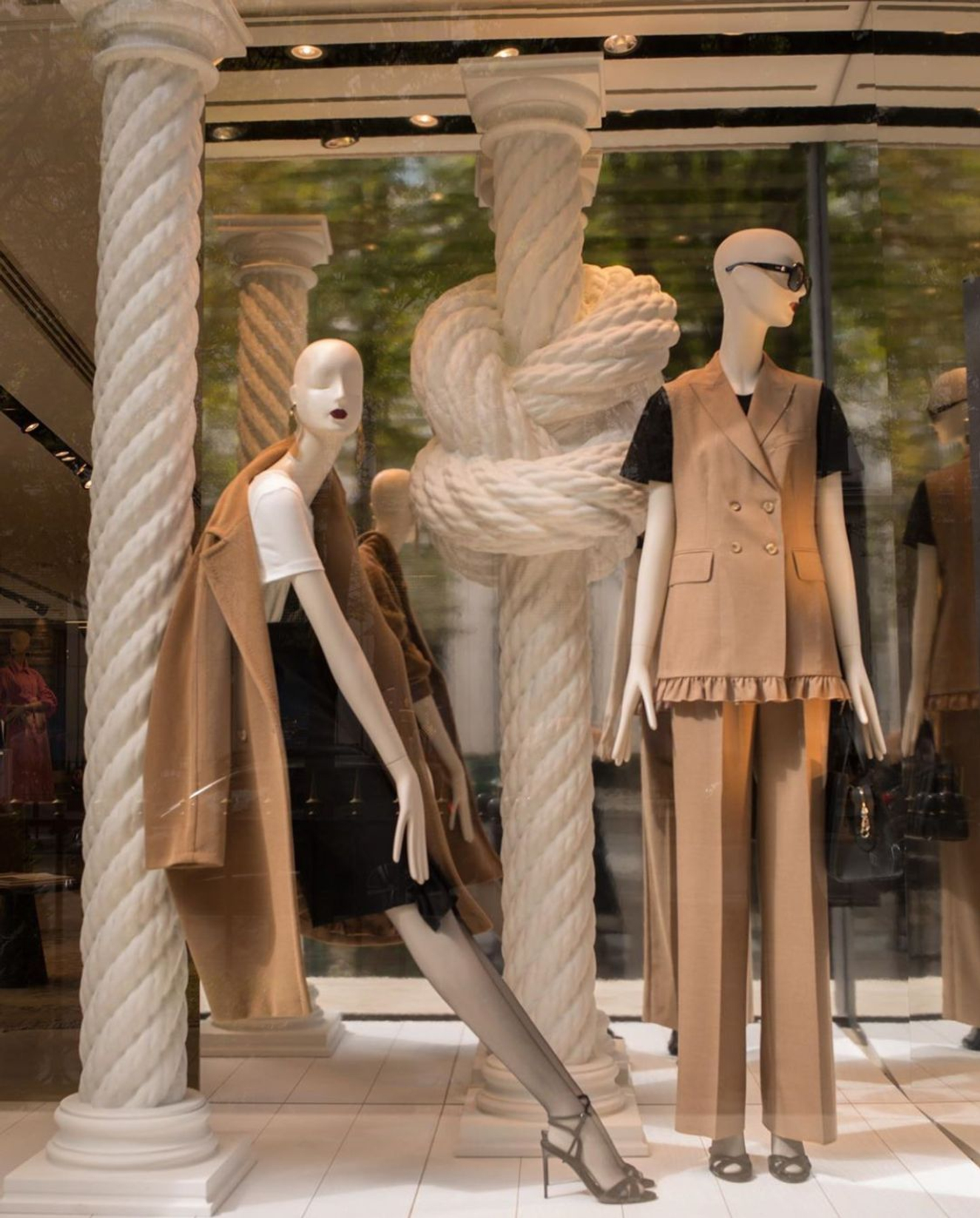 Новый тренд на скульптурные лица