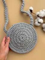 Сумочка плетеная