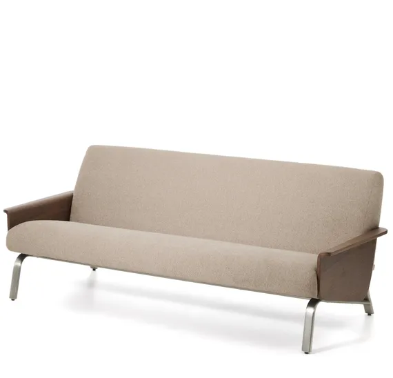 3-местный диван Amsen светло-коричневый с подлокотниками из шпона ореха