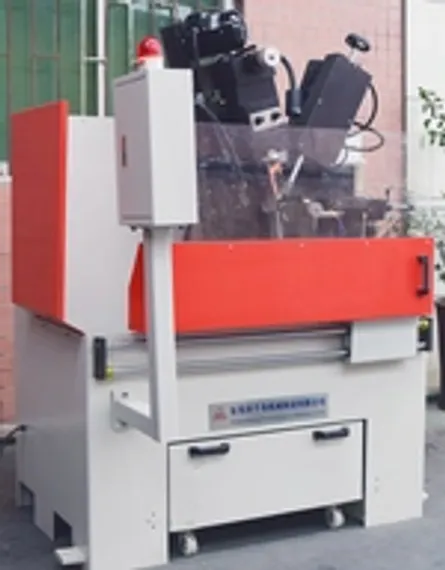 Круглошлифовальный станок GD-01T