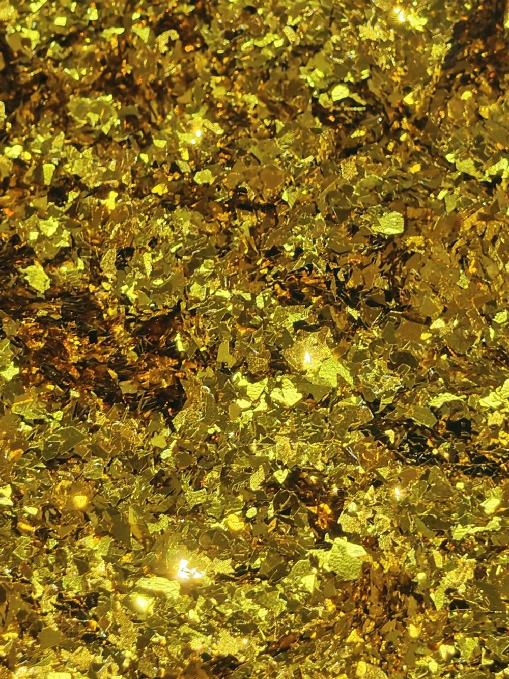 Хлопья - слюда 88904 Янтарное золото - для литья изделий и творчества