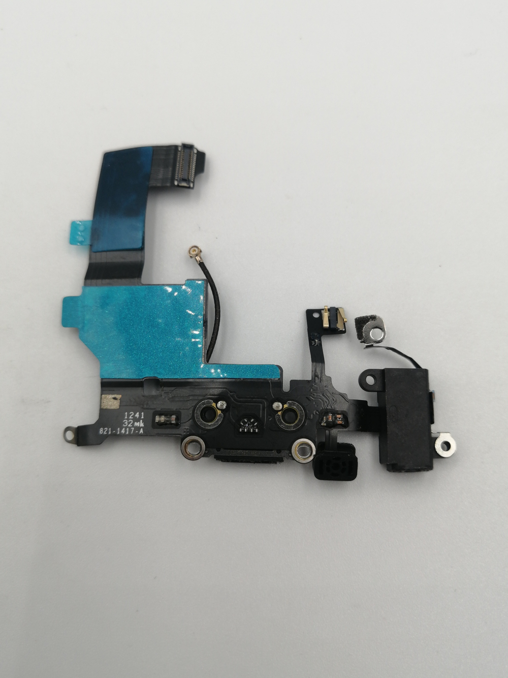 Шлейф для Apple iPhone 5 на системный разъем + микрофон Черный - Оригинал