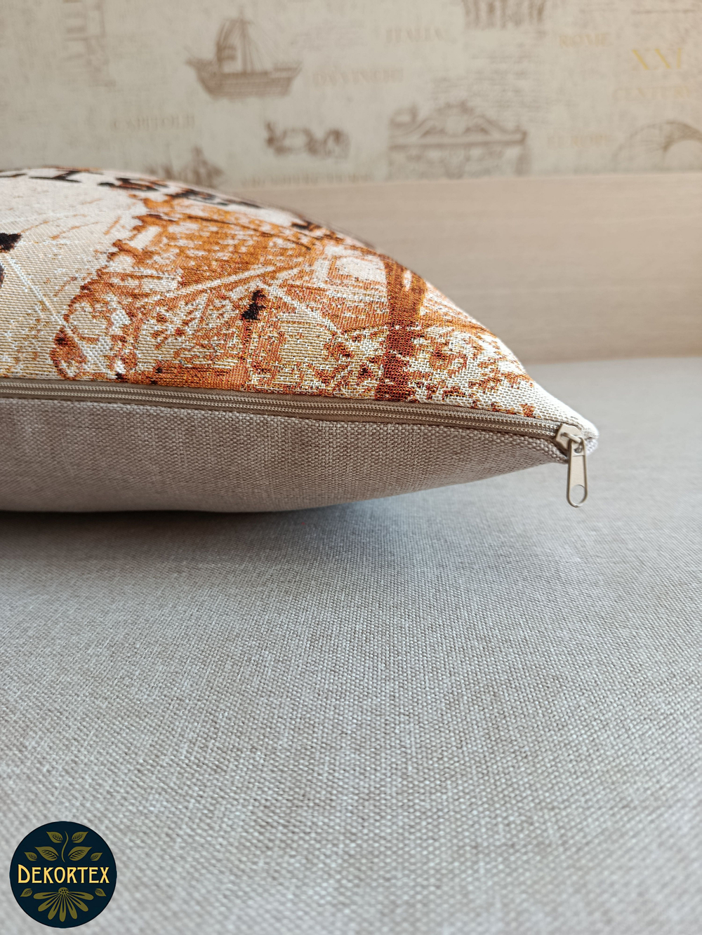 Декоративный гобеленовый чехол для интерьерной подушки Акрополь 47х47