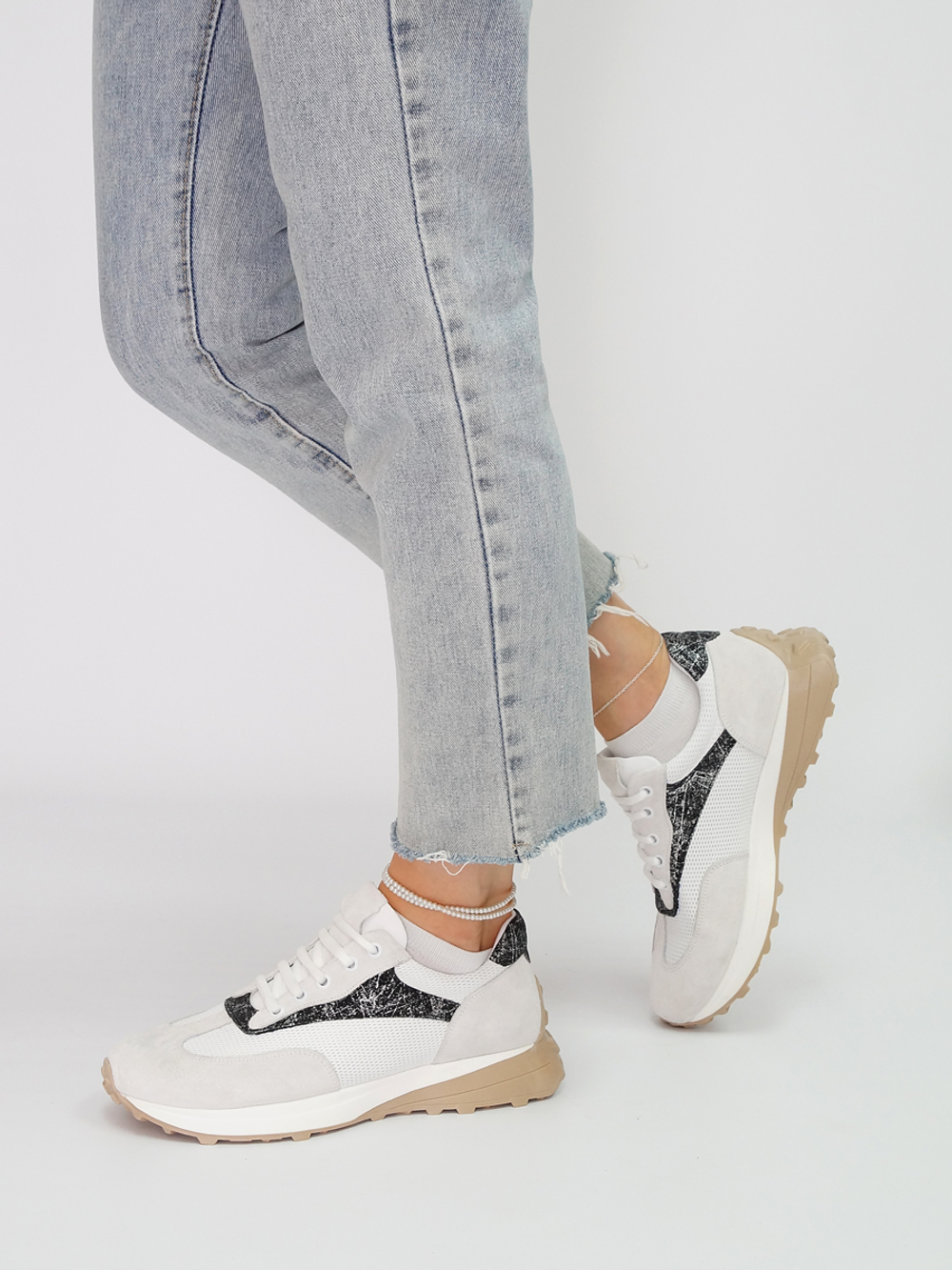 Кроссовки женские демисезонные