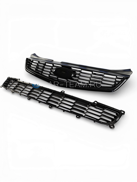 Комплект решеток радиатора на Лада Приора 2 в сборе Black Edition, соты
