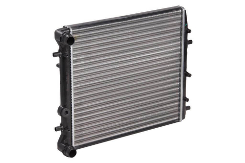 Радиатор охлаждения Skoda Fabia 1