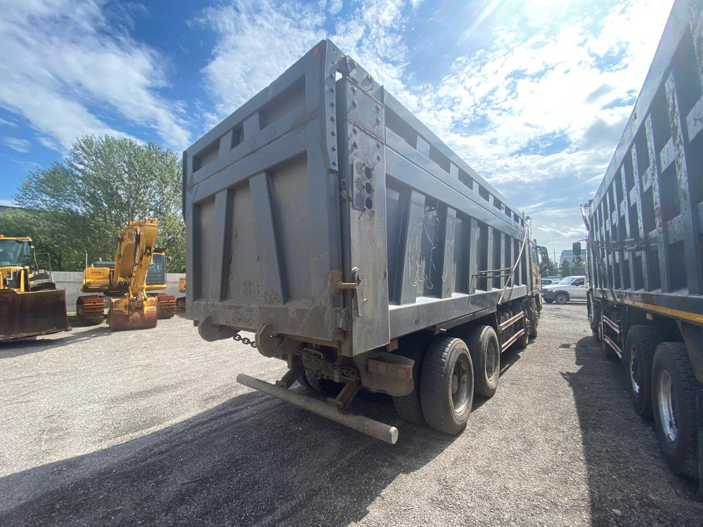 Shacman (Shaanxi) SX* 8x4 Самосвал SX331863366 (Дизельный, 12,5 л, 551 л.с., МТ)