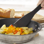 Лопатка со скошенным краем Victorinox Angled Turner, 325x54 мм, бумажный композит, чёрная