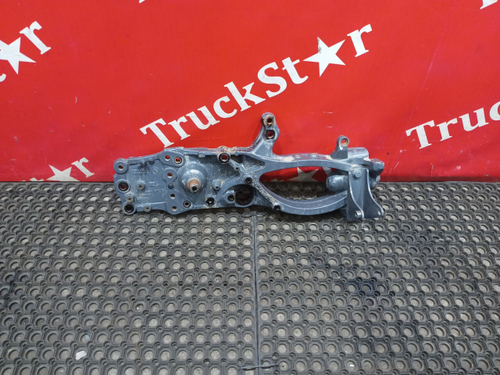 Кронштейн буксировочный правый 2019г.