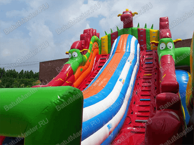 Коммерческий надувной батут "Змей Горыныч 3" 23*11*10 м