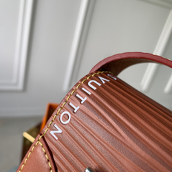 Louis Vuitton Micro Steamer Wallet