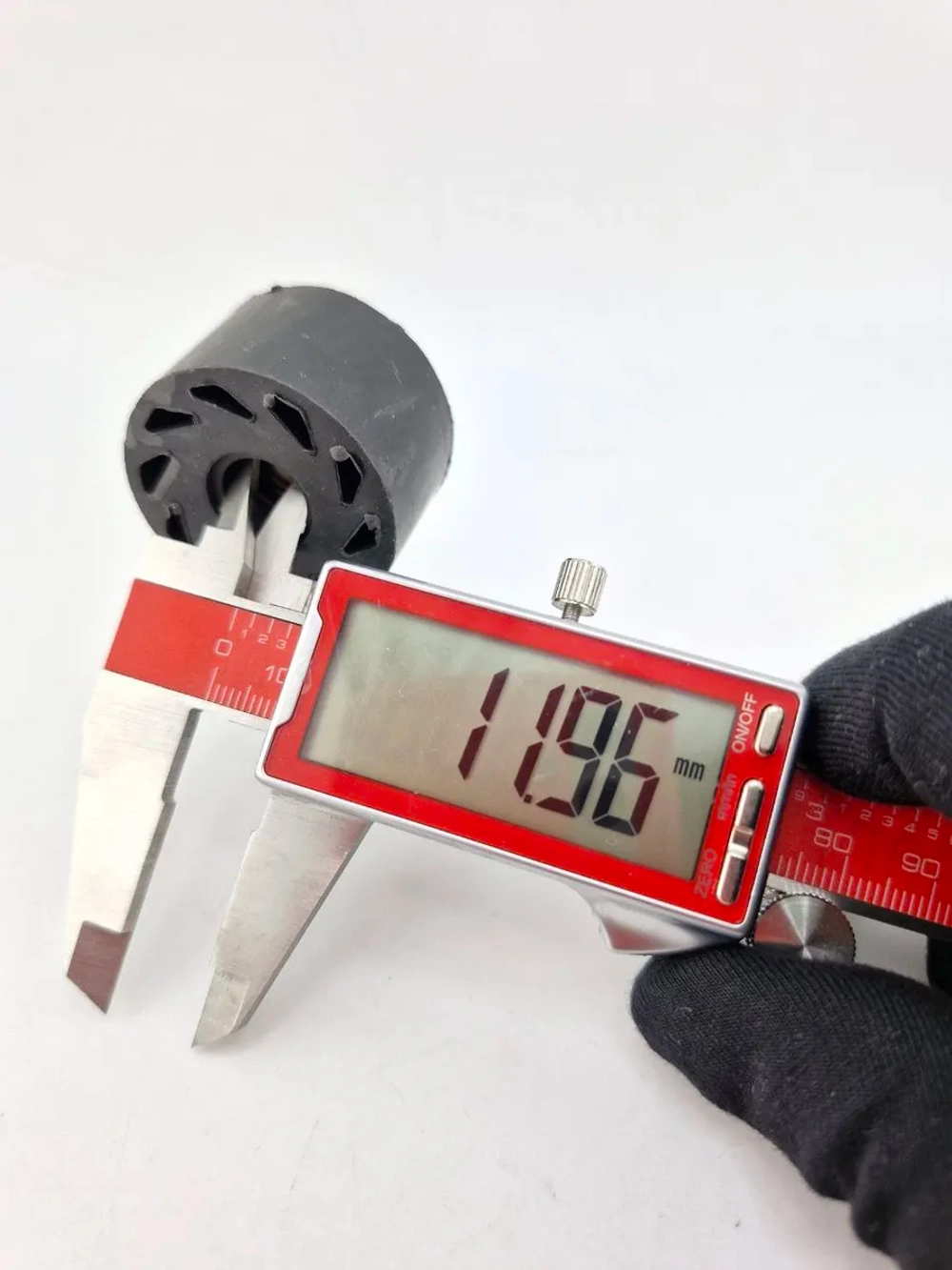 + + Ролик натяжителя приводной цепи 8 мм для мототехники