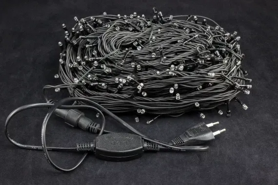 Светодиодная нить с мерцающим диодом 40 м., 220V, 400 теплых белых LED ламп, черный провод ПВХ, соединяемая, Winner Light (ww.01.6B.400+)