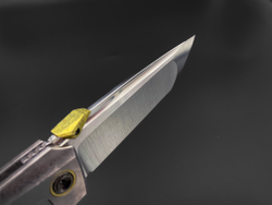 Складной нож Asesino M390 CrystalTi