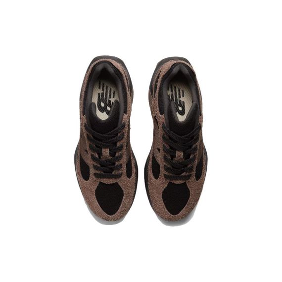 New Balance Wrpd Runner Беговые кроссовки Низкие Коричнево-черные Унисекс