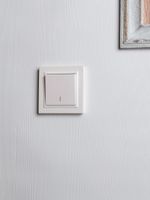 BRITE Выключатель 1-клавишный проходной с индикацией 10А ВС10-1-7-БрЖ жемчуг IEK