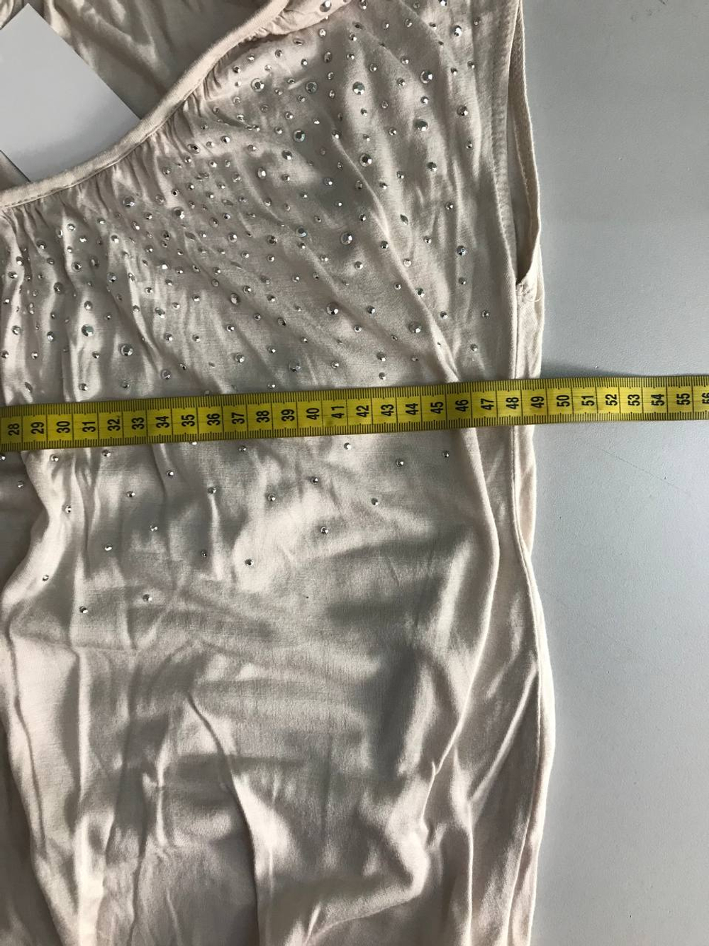 Топ H&M со стразами, маркировка S, визуально на 44 размер