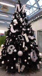 Искусственная черная елка «Чёрная жемчужина» 240 см / 2.4 м