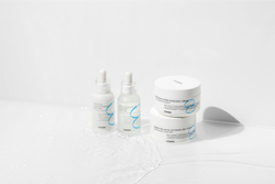 Cosrx Hydrium Triple Hyaluronic - интенсивно увлажняющая сыворотка для лица с гиалуроновой кислотой /   40  ml  / GTIN 8809598453609