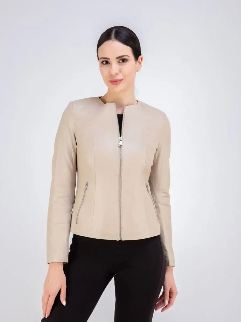 Кожаная куртка демисезонная на молнии