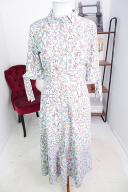 Платье Zolla для нежного образа, маркировка М, визуально на 46 размер