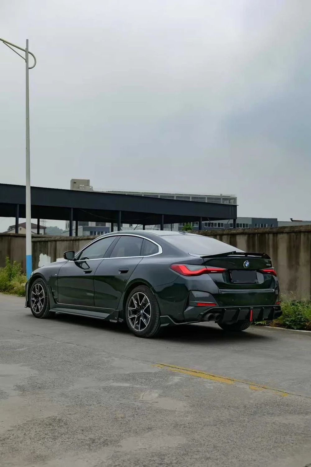 Обвес для BMW 4 серии G26 2020-2027+ БМВ Губа и диффузор