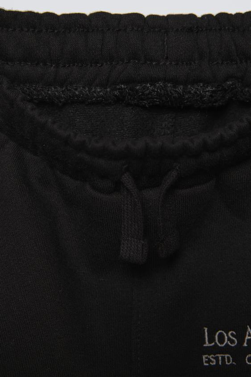 ZARA БРЮКИ-ДЖОГГЕРЫ С ВЫШИВКОЙ, ЧЕРНЫЙ