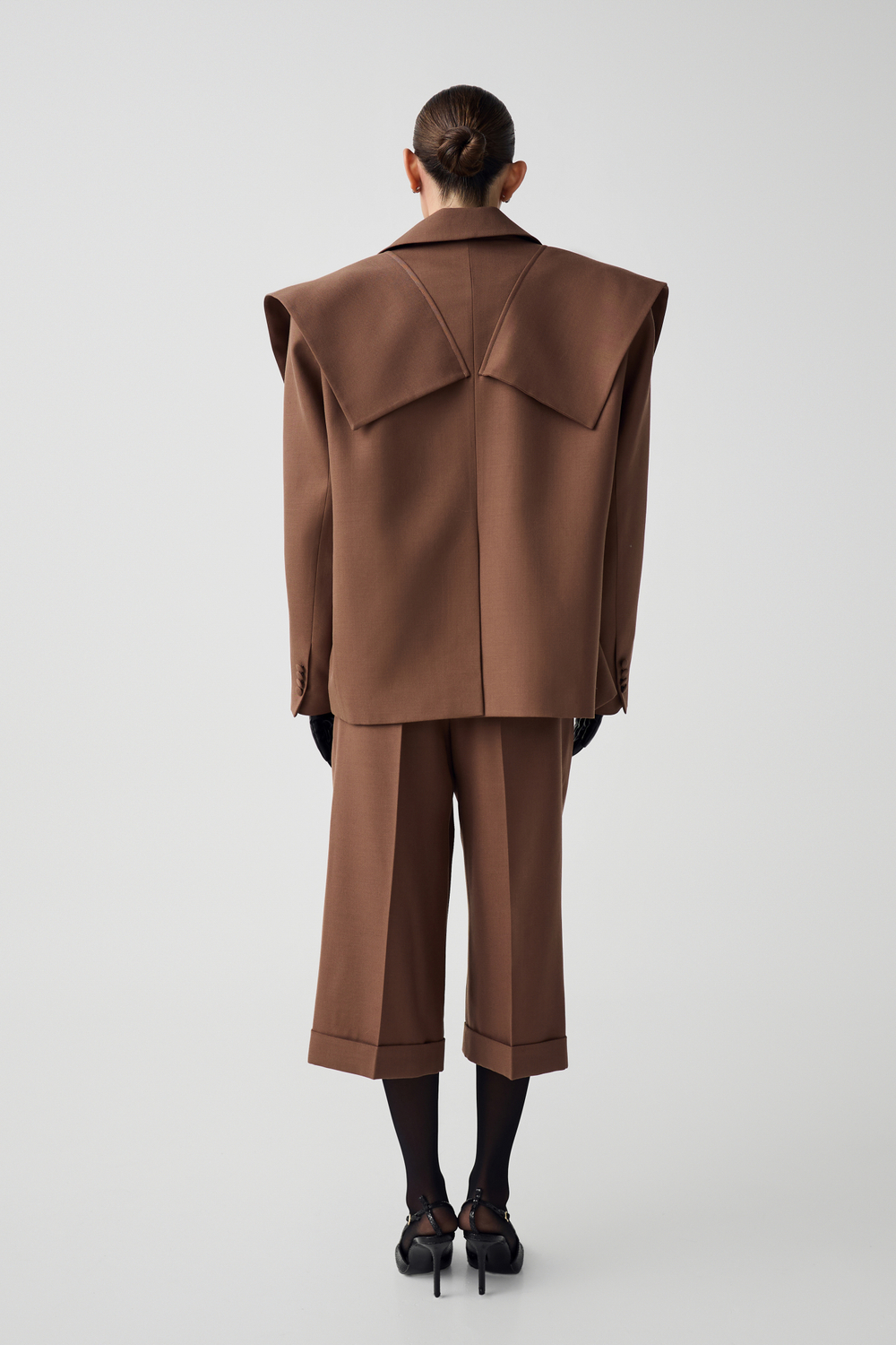 Шерстяной жакет с акцентными деталями