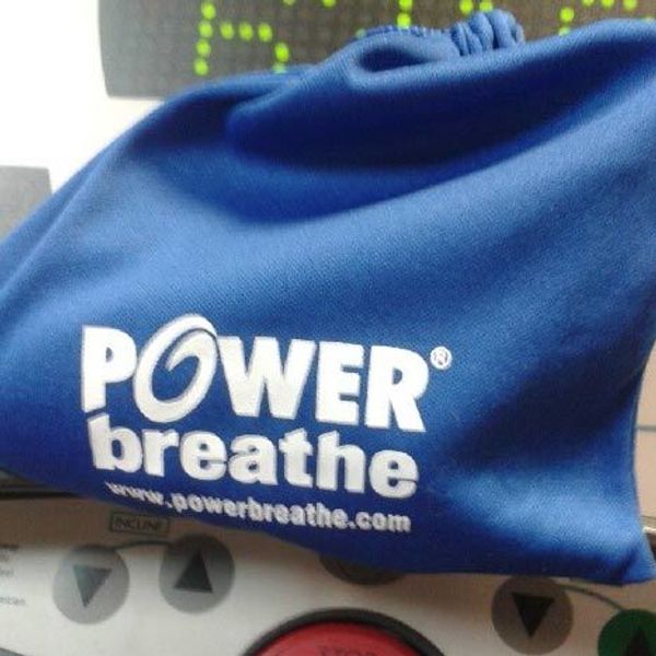 Гребец побил рекорд, тренируясь с POWERbreathe