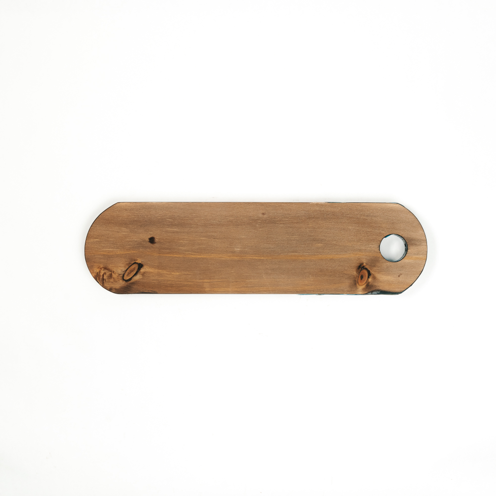 Доска разделочная из древесины сибирского кедра с эпоксидной смолой. RD82