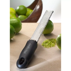 Microplane - Терка Zester Premium, черная / артикул   46020  / GTIN 098399460208