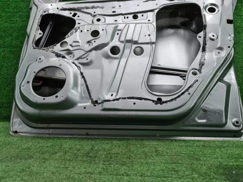 Дверь передняя правая Suzuki Swift 4 (2011-2017)