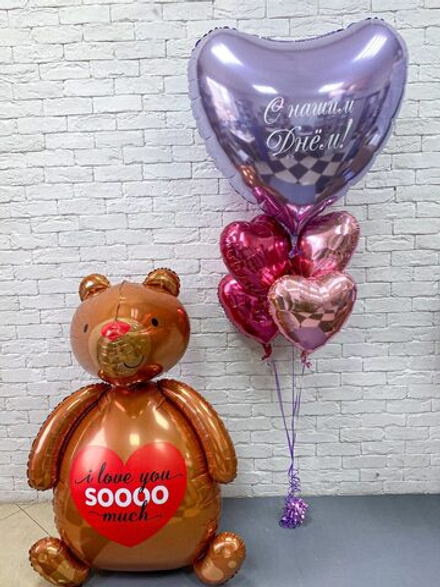 Композиция из воздушных шаров "Мишка"