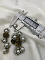 Пуговицы бронзовые с жемчугом и косичкой (светлые)