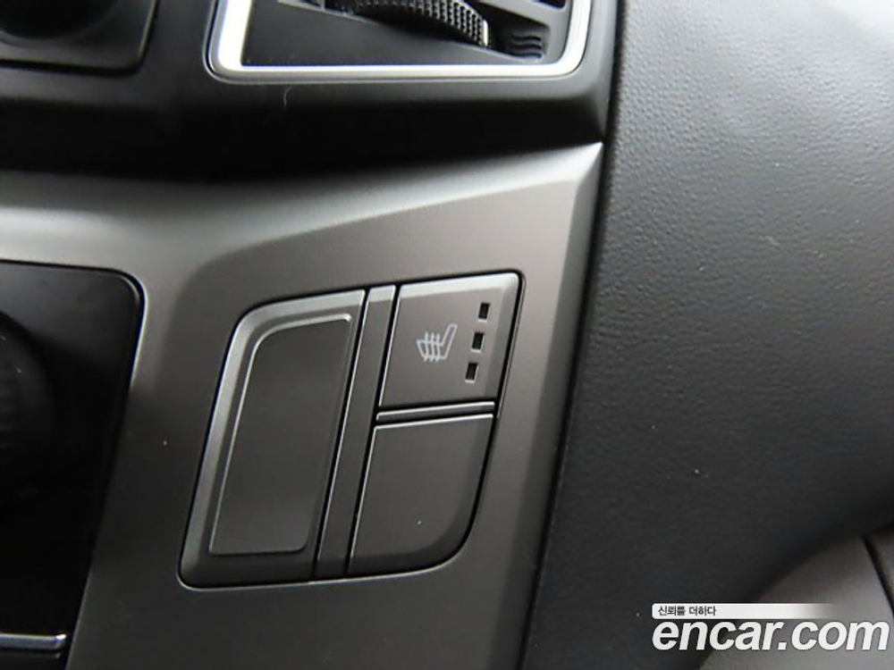 Hyundai The New Grand Starex Van 3-х местный (12.2020)