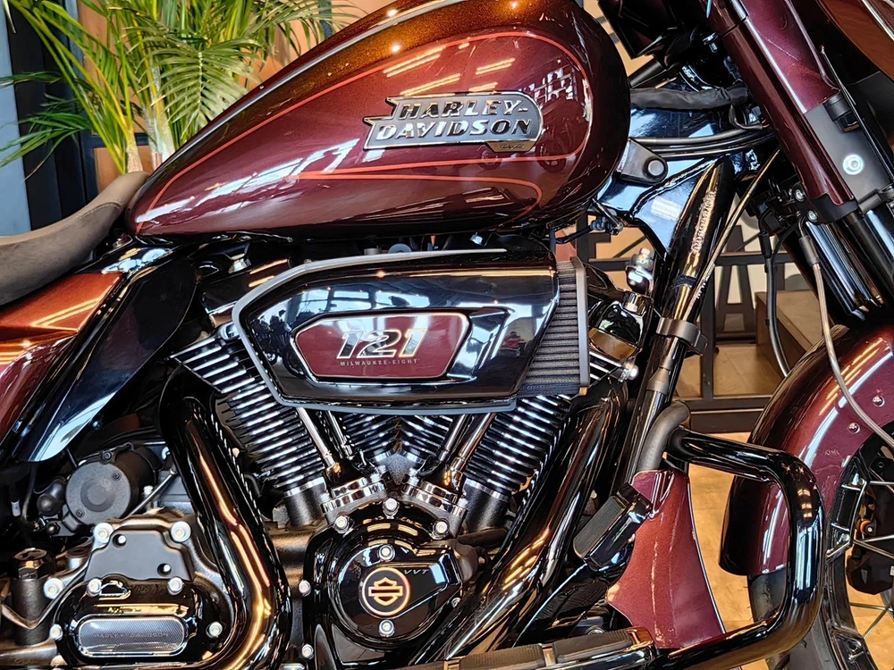 Harley-Davidson CVO Street Glide "121" 2024 (Copperhead)