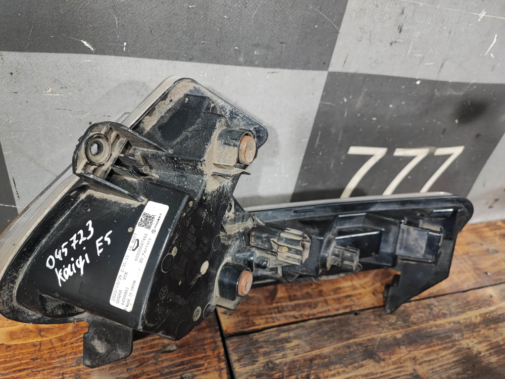 ДХО правый Kaiyi E5 21-нв Б/У Оригинал 605000474AA