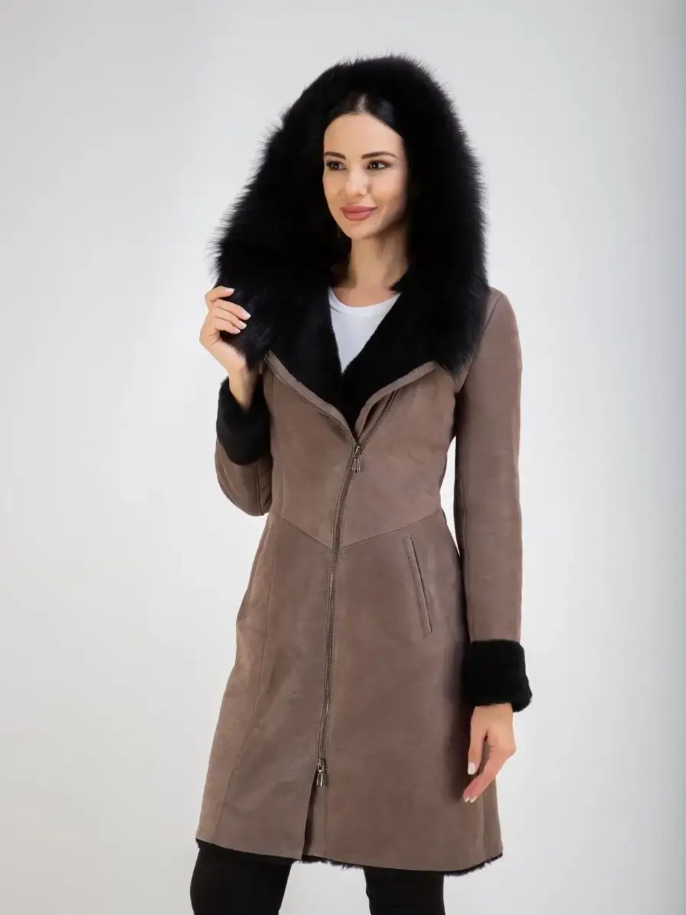 Дубленка женская натуральная длинная с капюшоном Турция