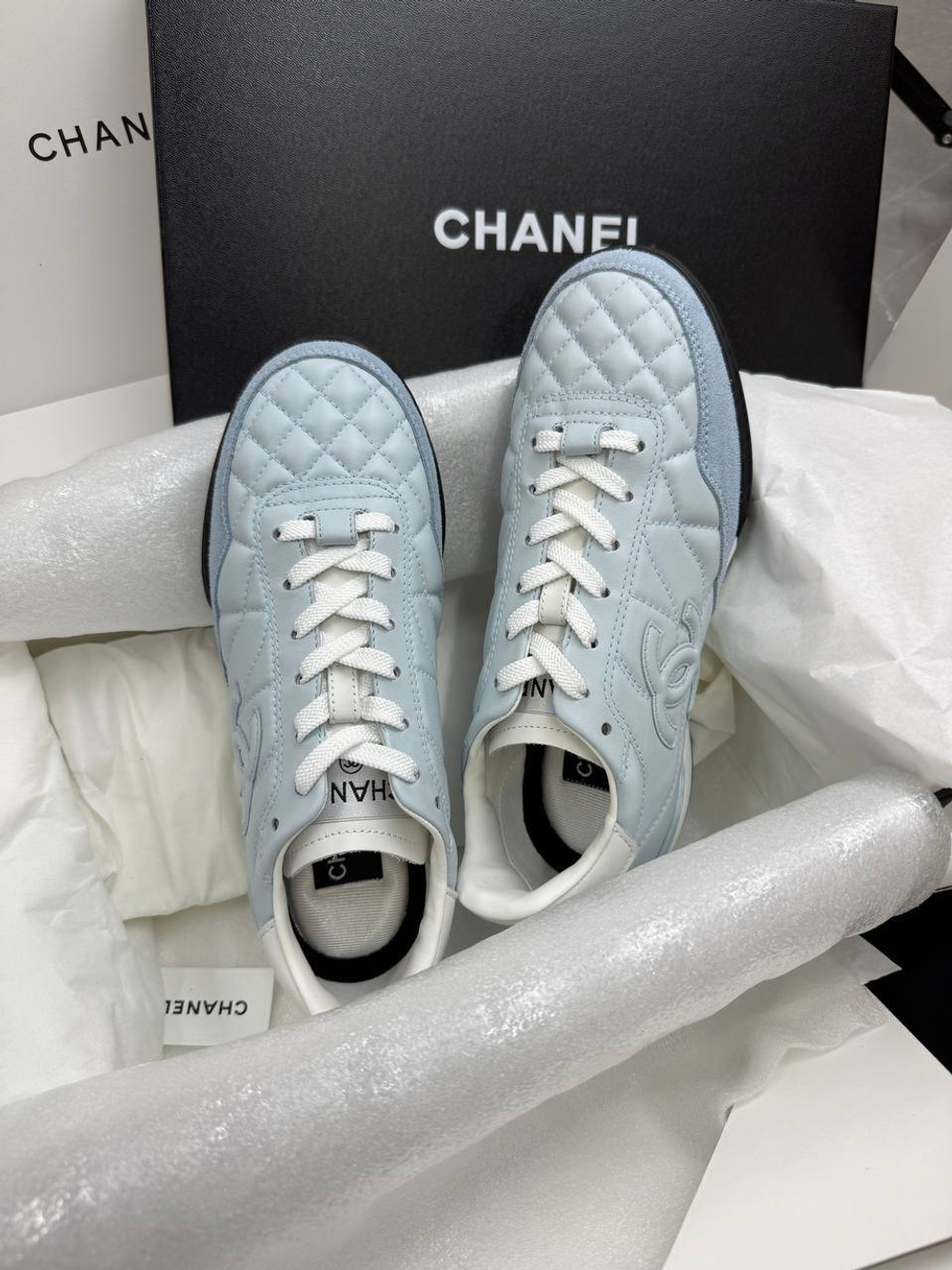 Кроссовки Chanel