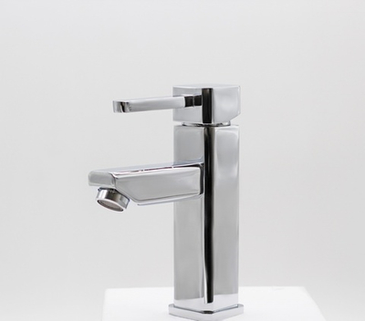 05011 Смеситель для умывальника "GANZER"  (10/1шт)