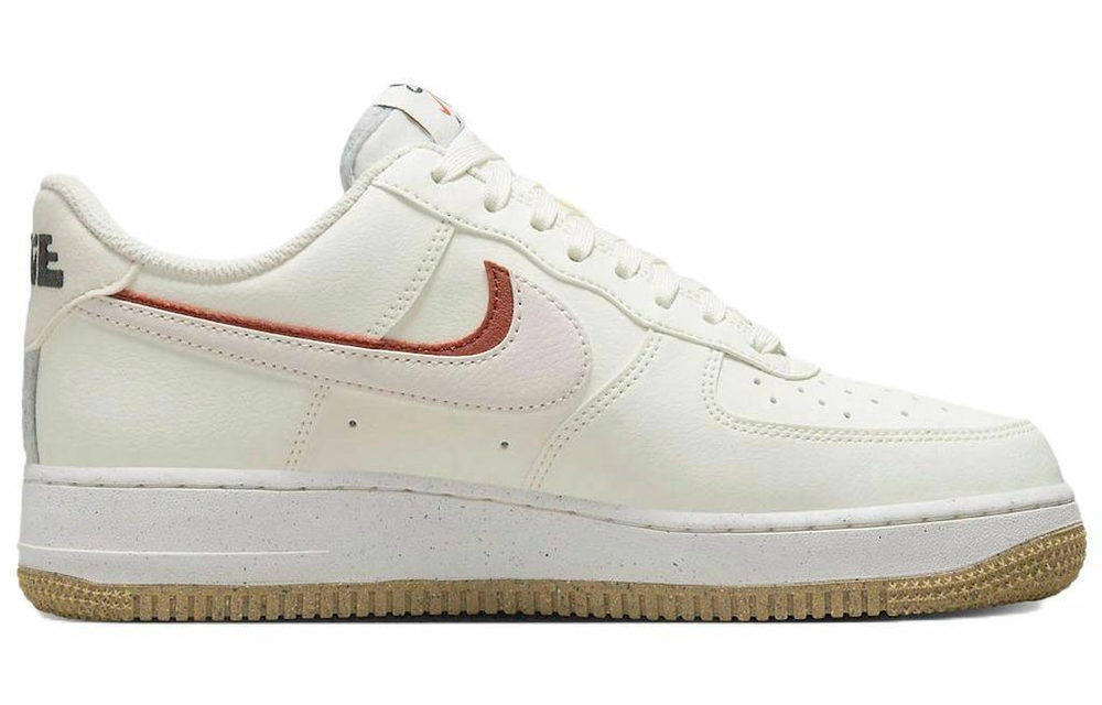 Кроссовки Nike Air Force 1 Low 82 (Женская размерная сетка)