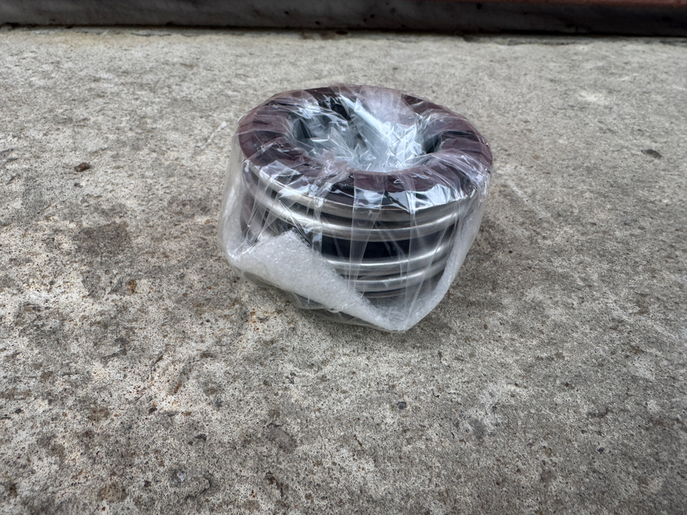 Запасная часть для насосов "LEO" моделей 100WQ100-22-11(4P), 150WQ150-15-11(4P), 200WQ300-9-11(4P), 100WQ100-27-15(4P), 150WQ150-20-15(4P), 200WQ300-12-15(4P) – комплект торцевых уплотнений