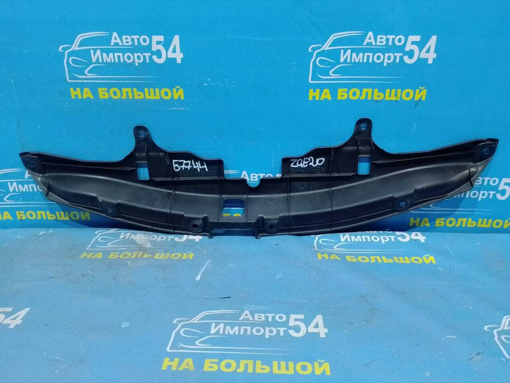 Накладка на рамку радиатора TOYOTA WISH 2009-2017