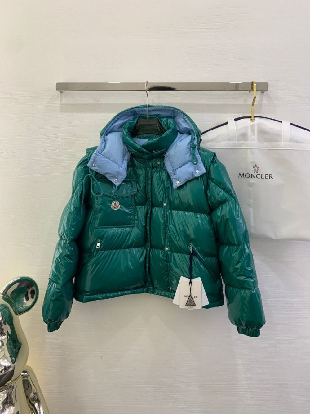 Пуховик Moncler