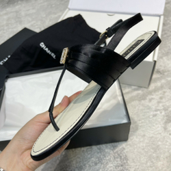 Chanel Slides